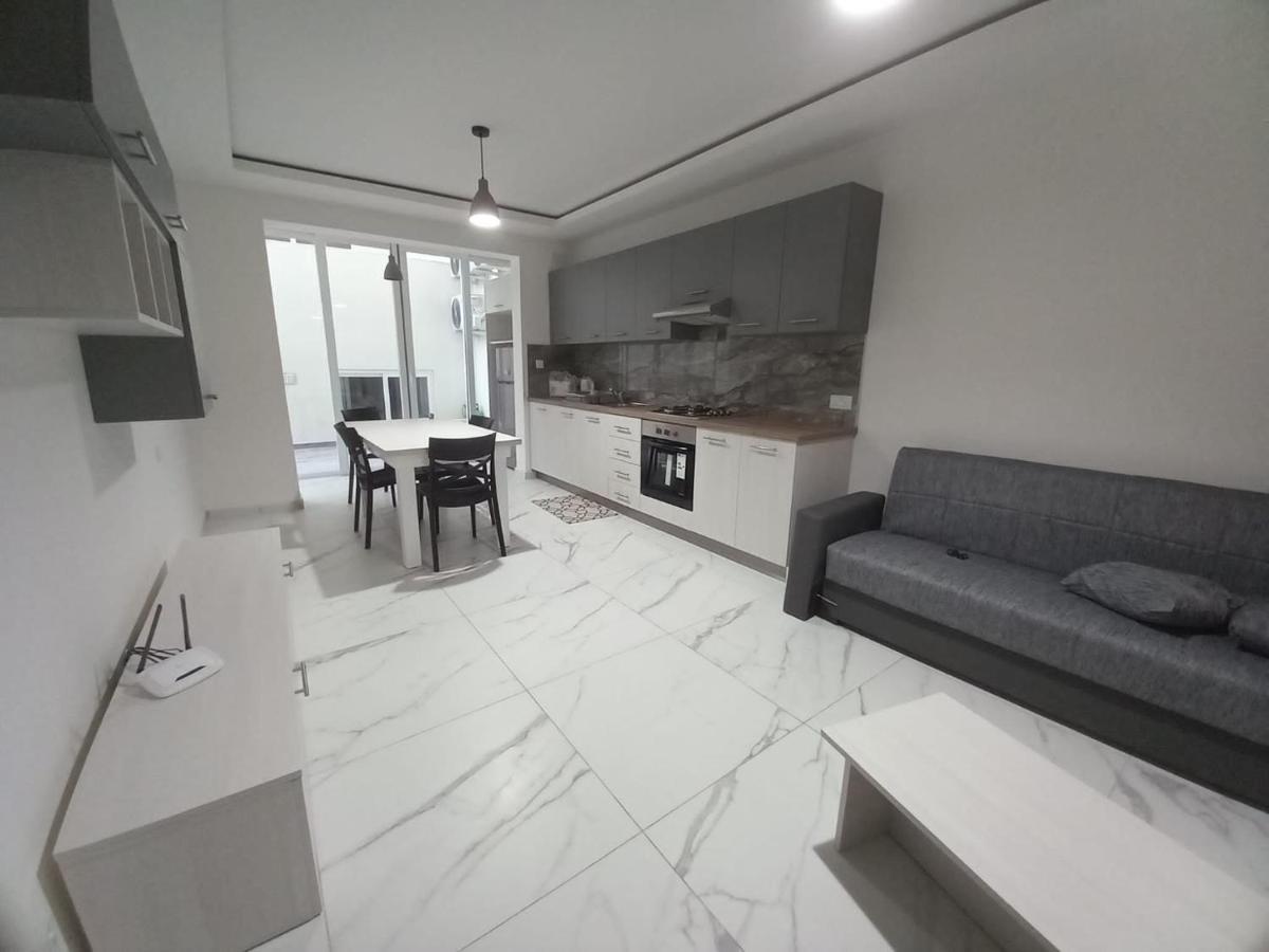 Apartamento Brand New 2 Bedroom Maisonette *